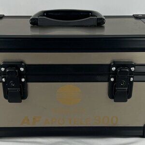 Minolta AF APO TELE 300 Case Only With Key Extra Straps Made In Japan Vintage